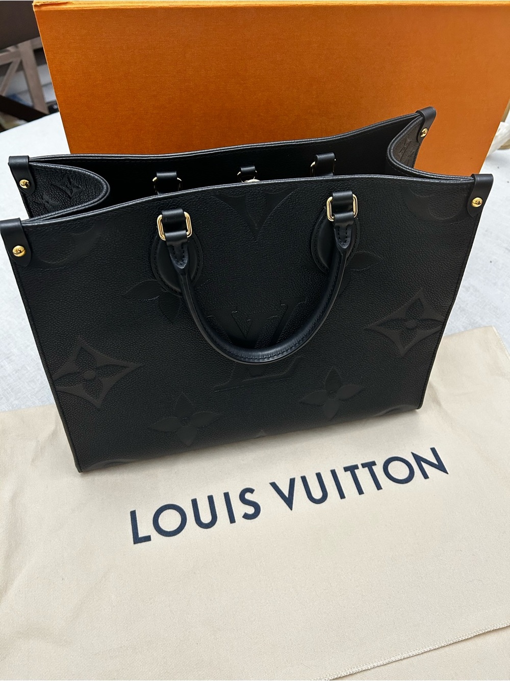 Louis Vuitton On The Go MM